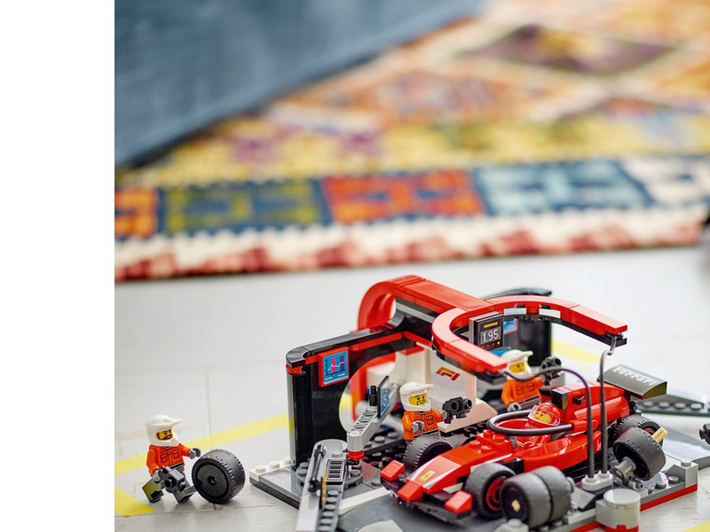 LEGO City 60443 F1® Boxenstopp mit Boxencrew und Ferrari Flitzer