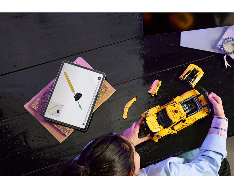 LEGO Technic 42205 Chevrolet Corvette Stingray