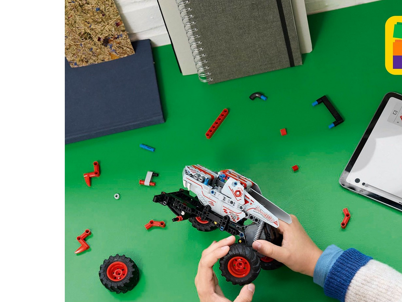 LEGO Technic 42200 Monster Jam™ ThunderROARus™