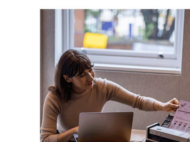 Brother ADS-1300 - document scanner - portable - USB 2.0 (Host) USB-C 3.2 Gen 1