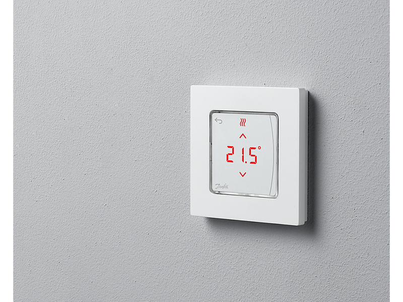 Danfoss Icon2 room thermostat 24V w/display t/built-in