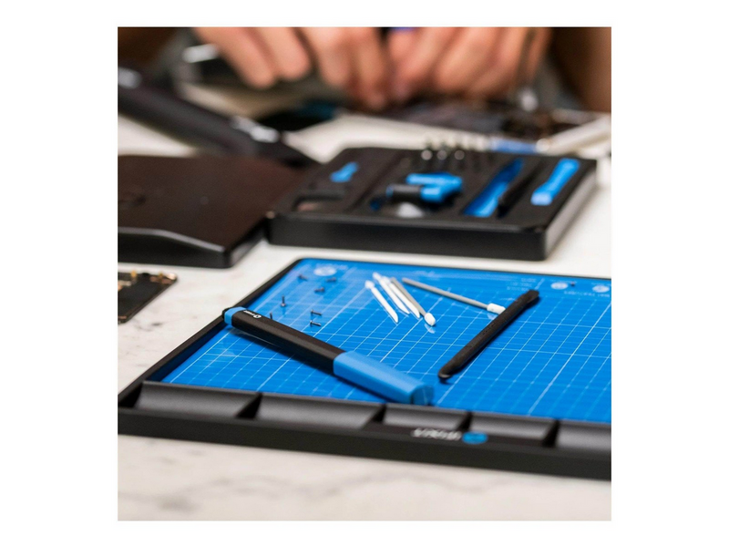 iFixit FixMat - magnetic mat