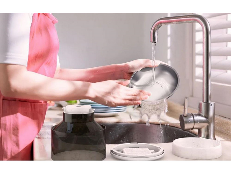 Petoneer NutriVue Smart Pet Food Dispenser with HD Camera