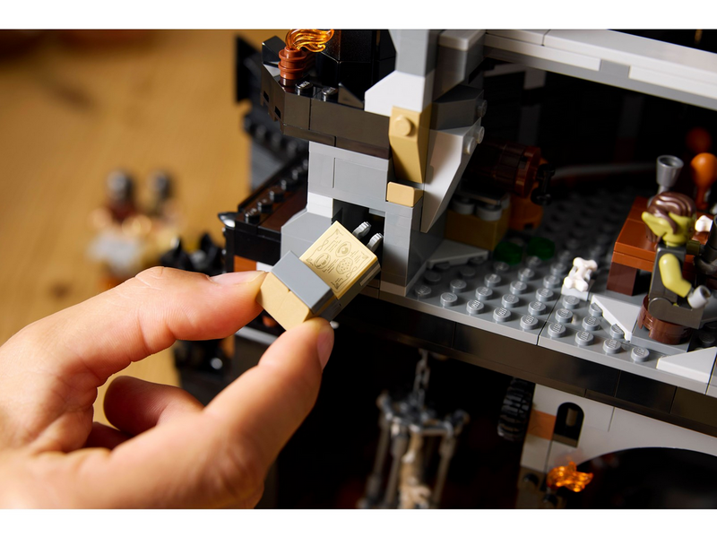 LEGO Icons 10333 Der Herr der Ringe: Barad-dûr™
