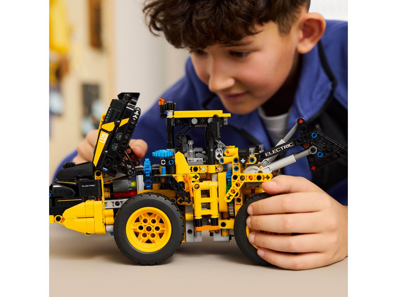 LEGO Technic 42209 Volvo L120 Electric Radlader
