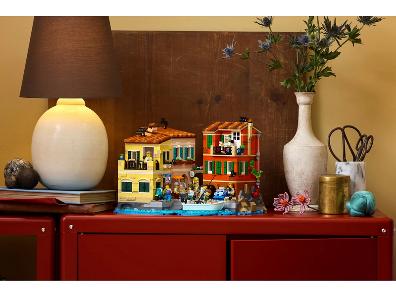 LEGO Ideas 21359 Die Italienische Riviera