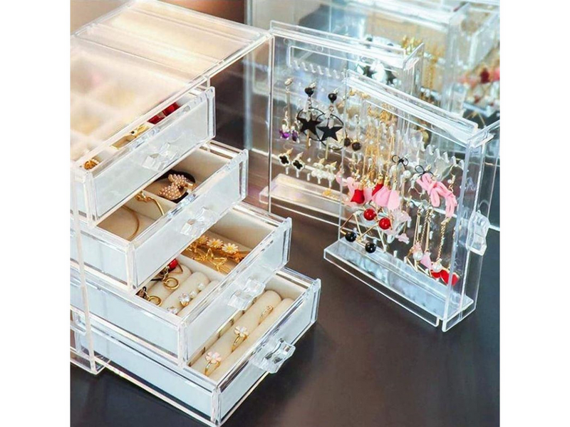 UNIQ Acrylic Organizer for jewelry
