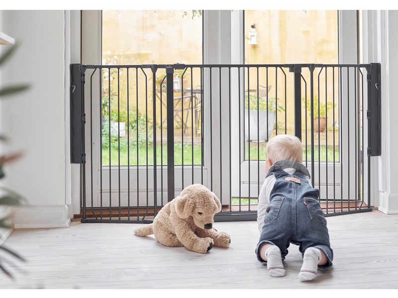 BabyDan CombiFit M Safety Gate 90-146 cm black