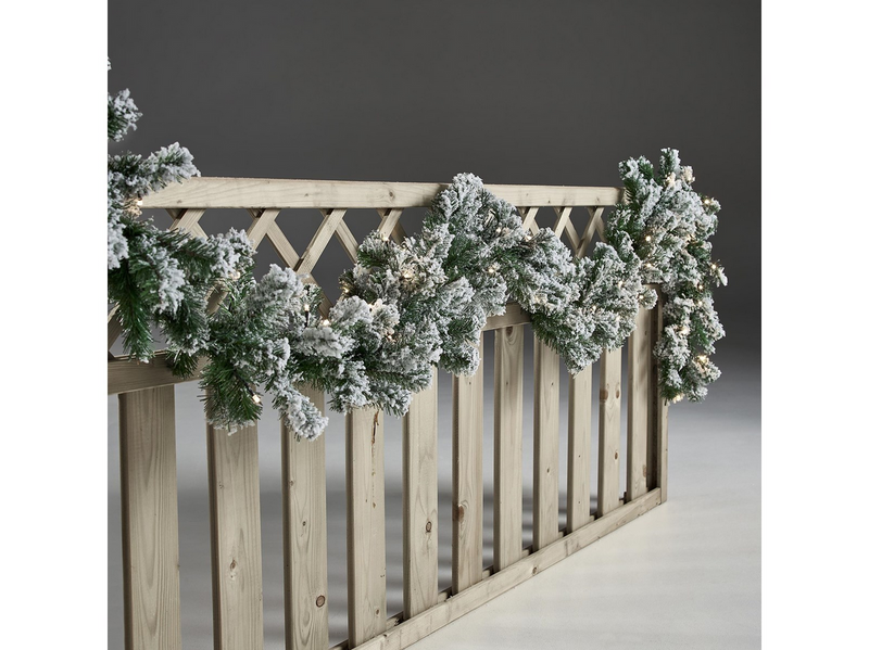 NORDIC WINTER Artificial garland 270 cm w/snow & lights