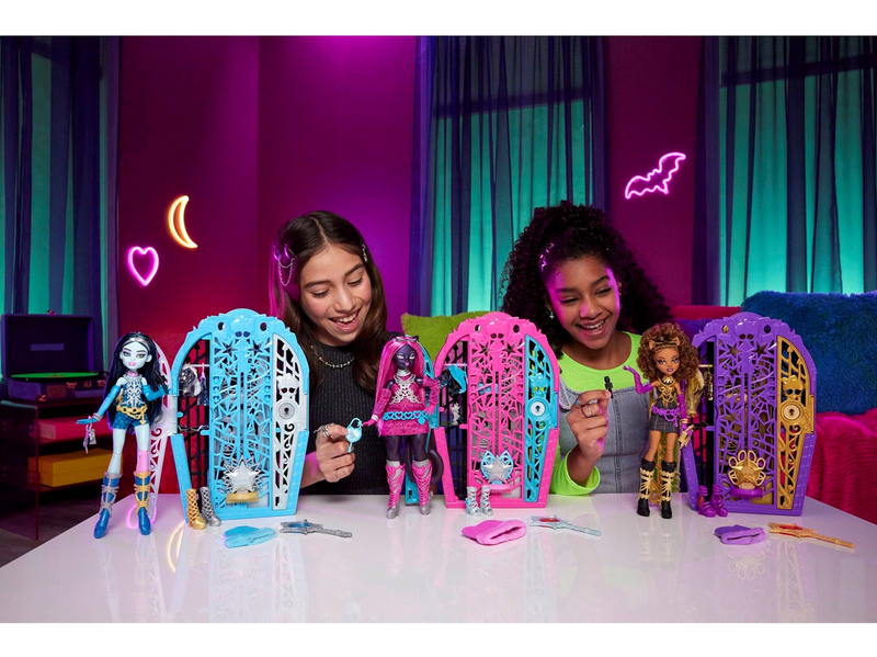 Monster High Skulltimate Secrets Frankie