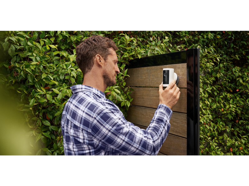 Ring Outdoor Cam Plus Battery - Retinal 2K - Black