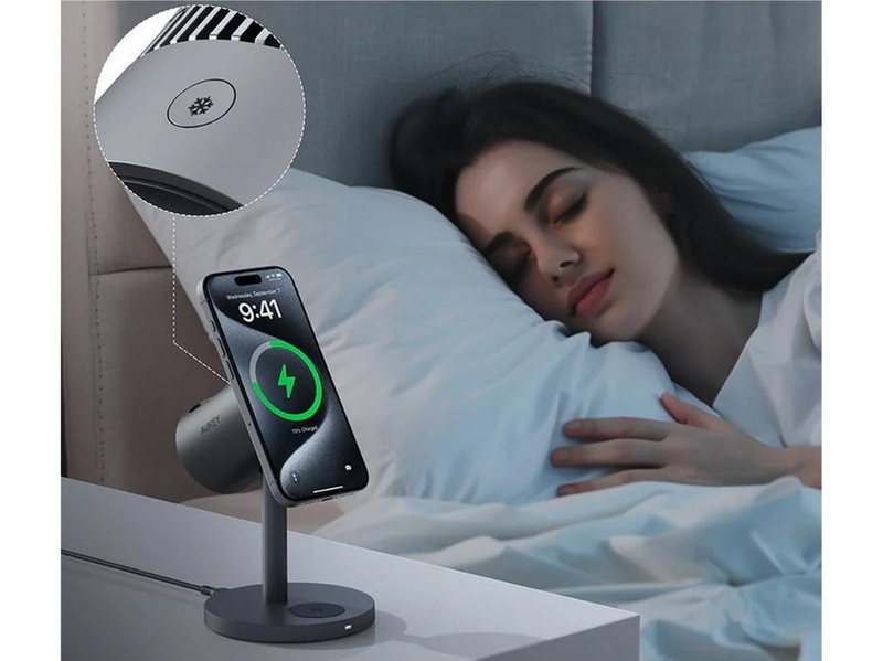 Aukey LC-MC311A MagFusion 3-in-1 Pro Qi2 Active Cooling Wireless Charging Station