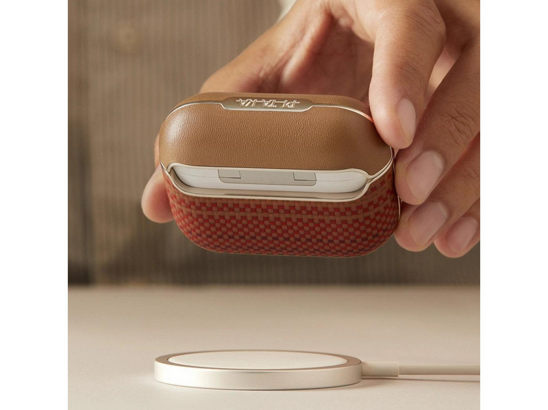 PITAKA Aramid Fiber Magnetic Case sunset - AirPods 4