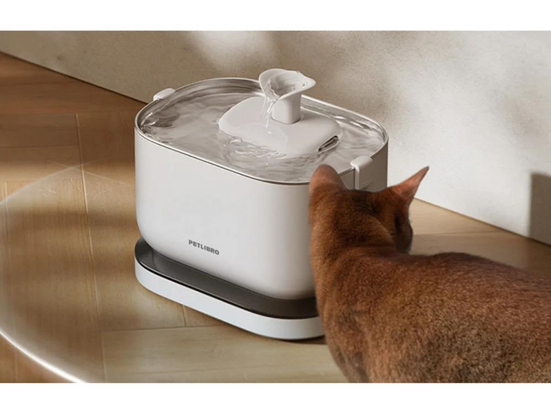 Petlibro Dockstream Pet Drinker Cordless 2.5L