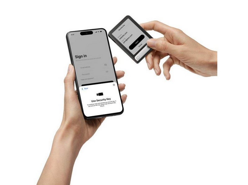 Ledger Flex Crypto Hardware Wallet with Recovery Key
