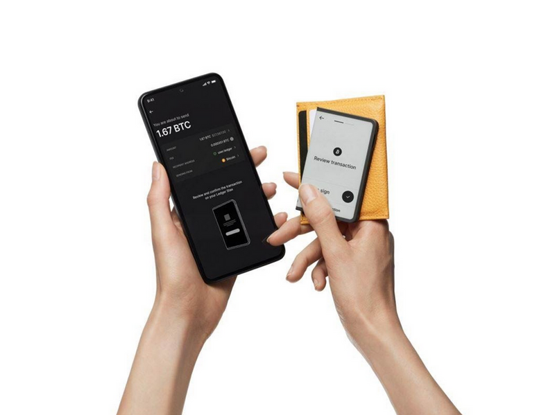 Ledger Stax Crypto Hardware Wallet with Recovery Key