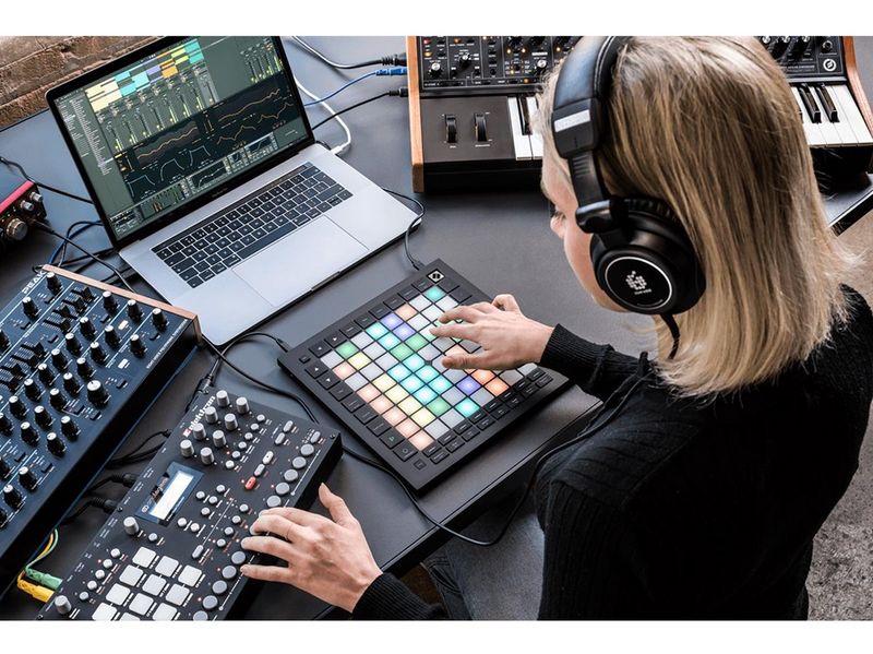 Novation LAUNCHPAD PRO MK3 - 32 RGB pads