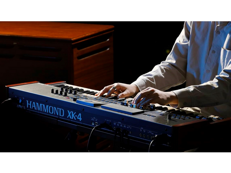 Hammond XK-4 drawbar keyboard