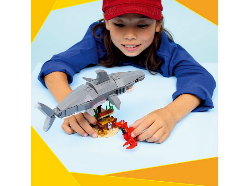 LEGO Creator 31381 Wilder Hai mit Schatztruhe