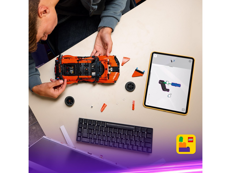 LEGO Technic 42222 Bugatti Chiron Pur Sport Hypercar