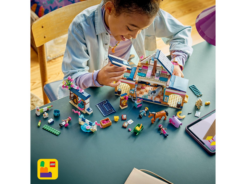 LEGO Friends 42688 Pferdestall und Reitschule