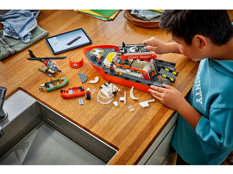 LEGO City 60504 Rettungsboot der Küstenwache mit Hubschrauber