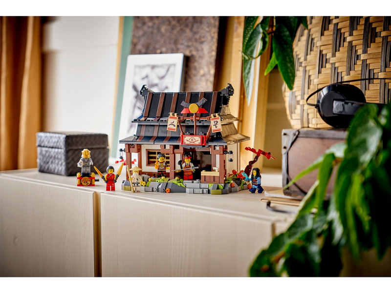 LEGO Ninjago 71858 15-jähriges Jubiläum der Vier-Waffen-Schmiede