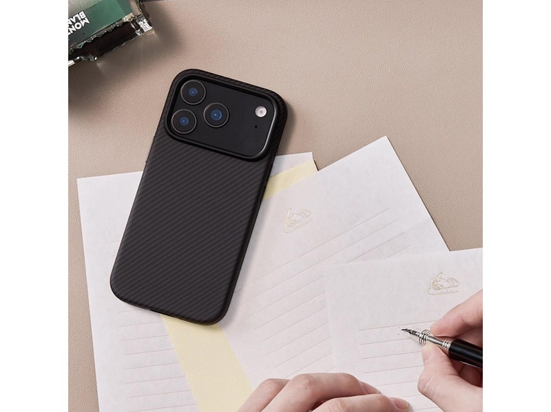 PITAKA Aramid UltraGuard Case - Black/Grey - iPhone 17 Pro Max