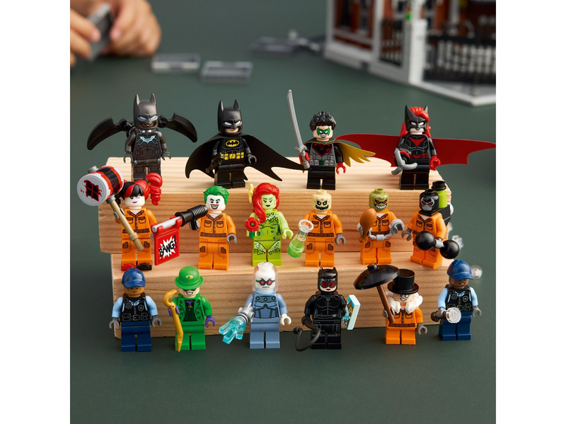 LEGO Super Heroes 76300 Arkham Asylum™