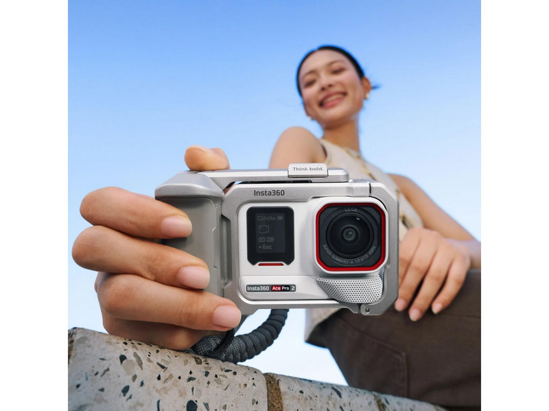 Insta360 Ace Pro 2 - Arctic White | Xplorer Bundle - Moonlight Silver