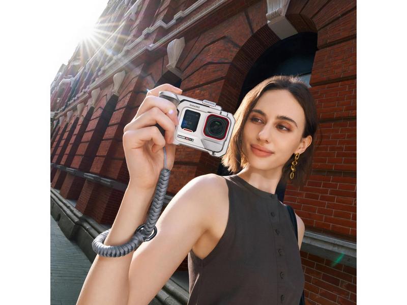 Insta360 Ace Pro 2 - Arctic White | Xplorer Bundle - Moonlight Silver