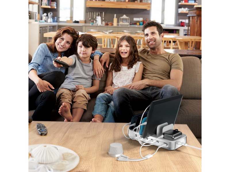 4smarts Charging station Team 100W 1x USB-A port 5x USB-C ports includes 6 cables silver