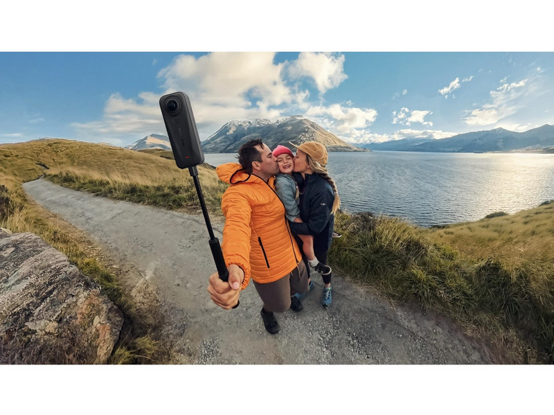 Insta360 X4 Air Standard Bundle