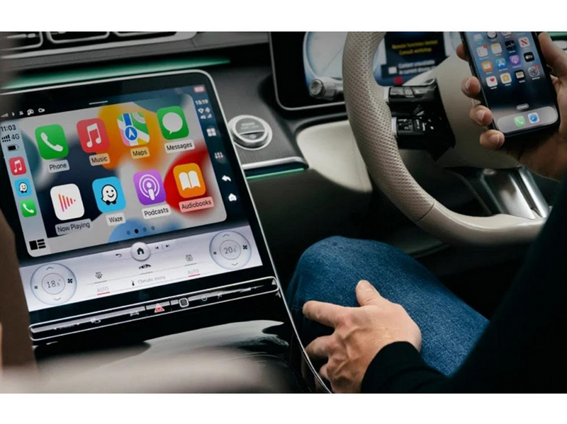 Ottocast Mini Apple CarPlay & Android Auto Adapter