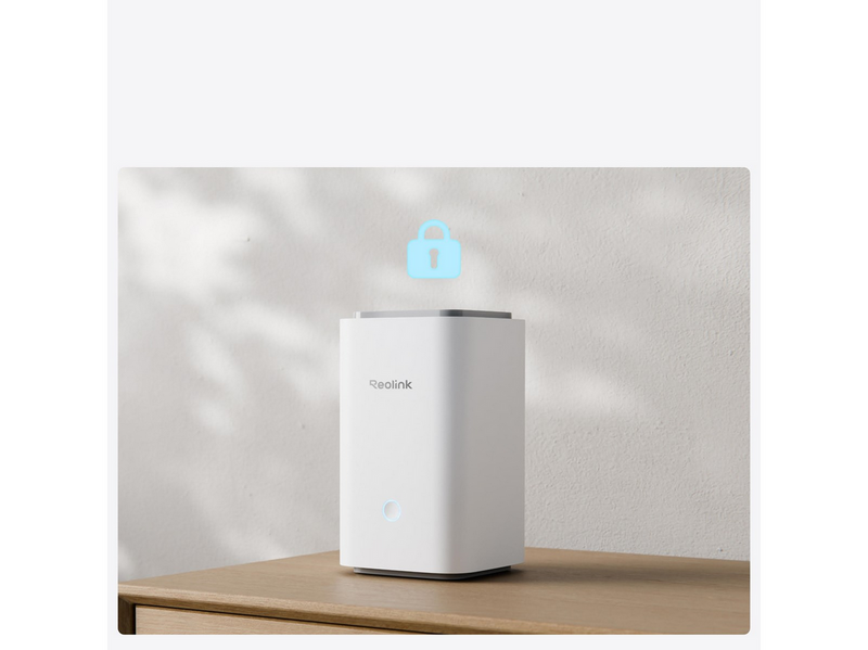 REOLINK Home Hub with 2x Argus 3 Ultra