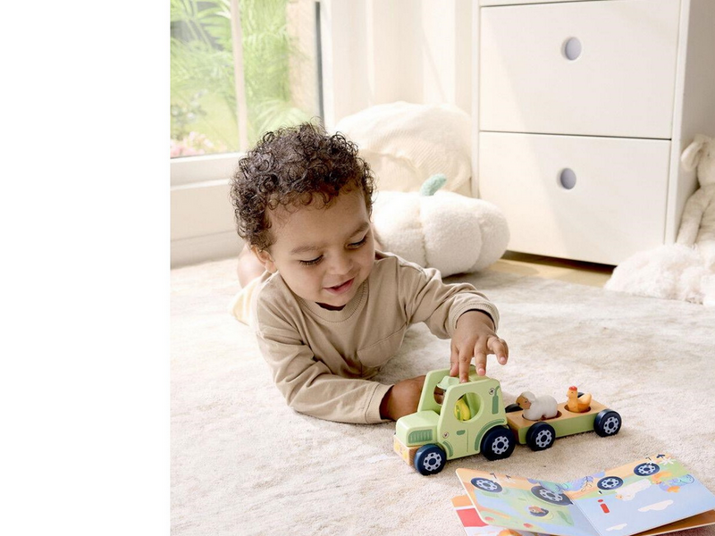 Hape The Rumbling Tractor With Sound