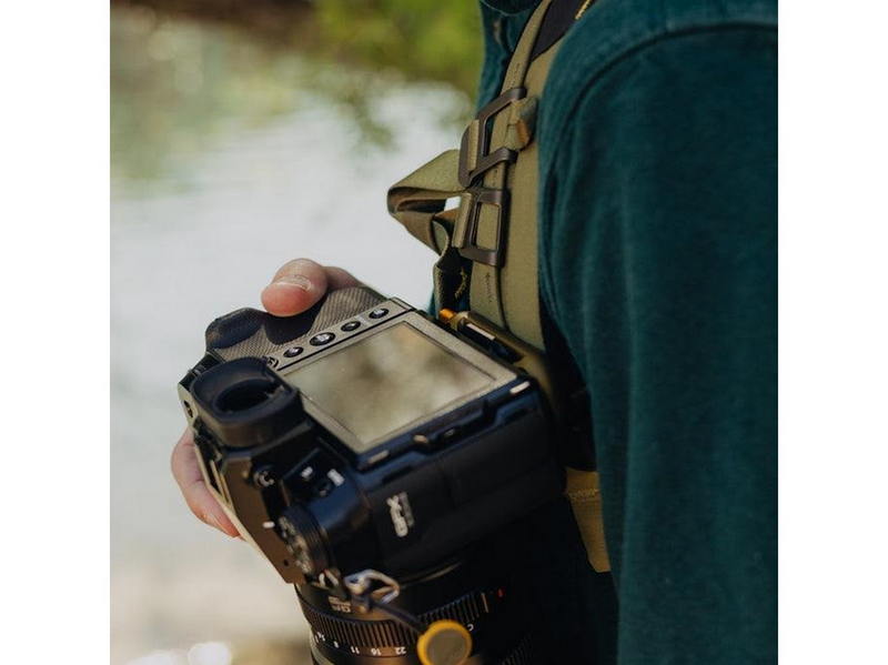 Peak Design Capture Camera Clip (v3) with Standard plate - Kelp