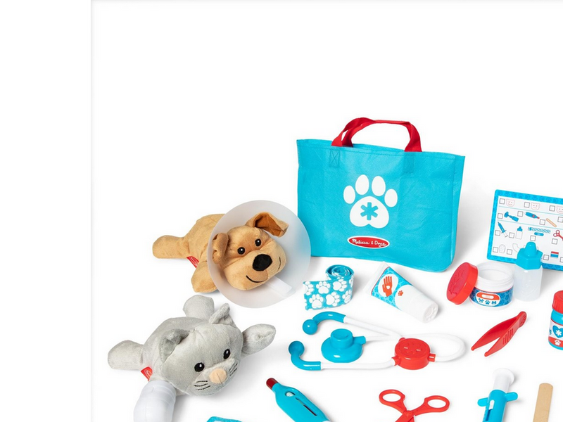 Melissa & Doug Pretend Play Examine and Treat Pet Vet Play Set