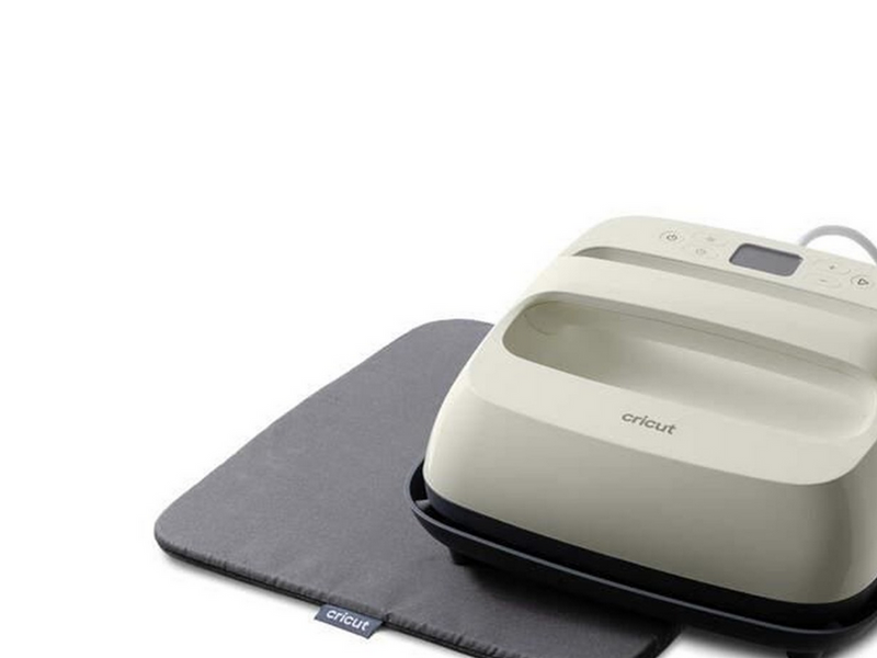Cricut EasyPress™ SE – (23 x 23)+ Mat