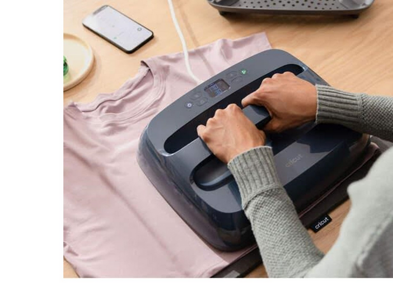 Cricut EasyPress™ SE – (23 x 23)+ Mat