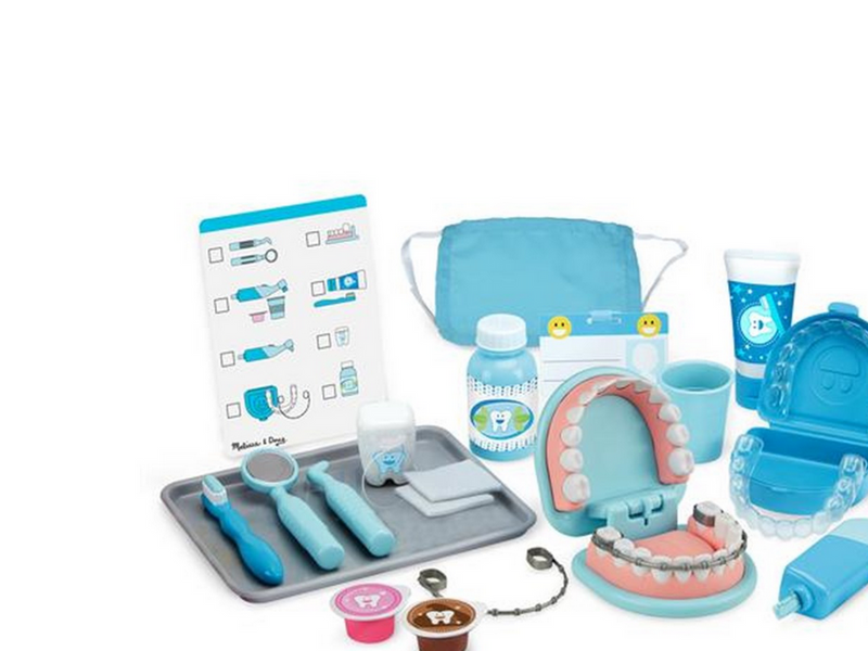 Melissa & Doug Super Smile Dentist Play Set