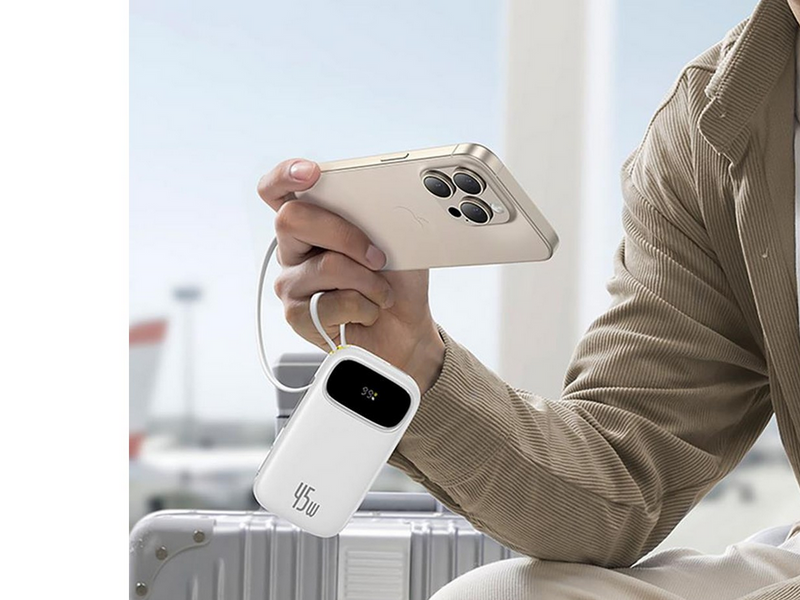Baseus EnerFill FC31 20000mAh 45W Powerbank with Digital Display and 2 Built-in Cables (USB-C + Lightning) - White - 20000 mAh