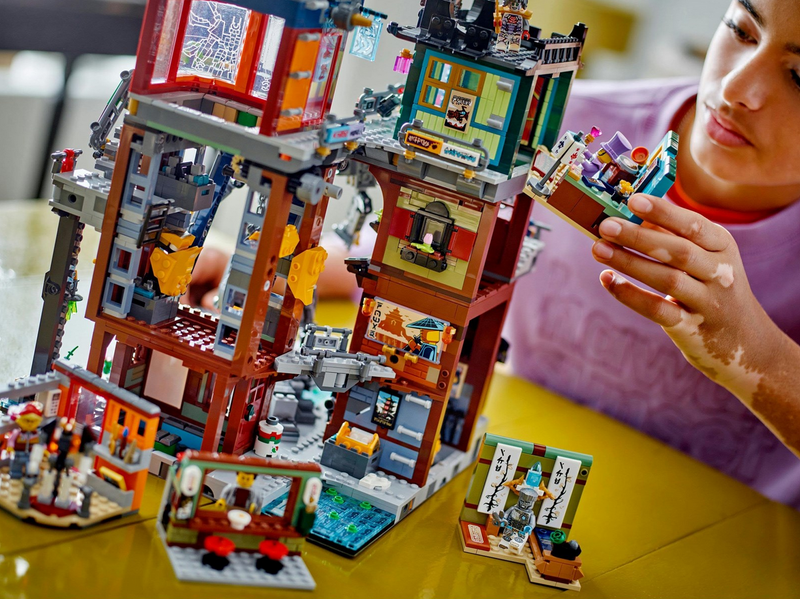 LEGO 71837 NINJAGO City Workshops