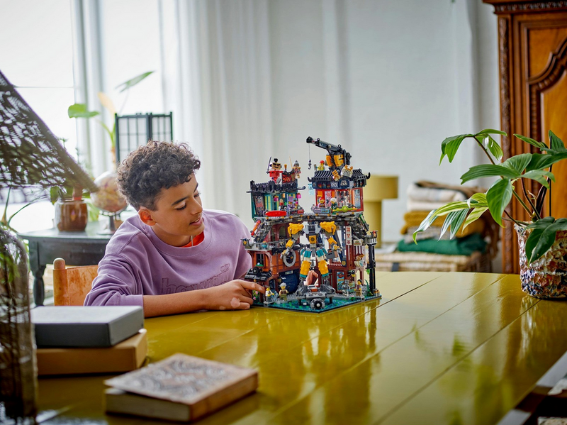 LEGO 71837 NINJAGO City Workshops