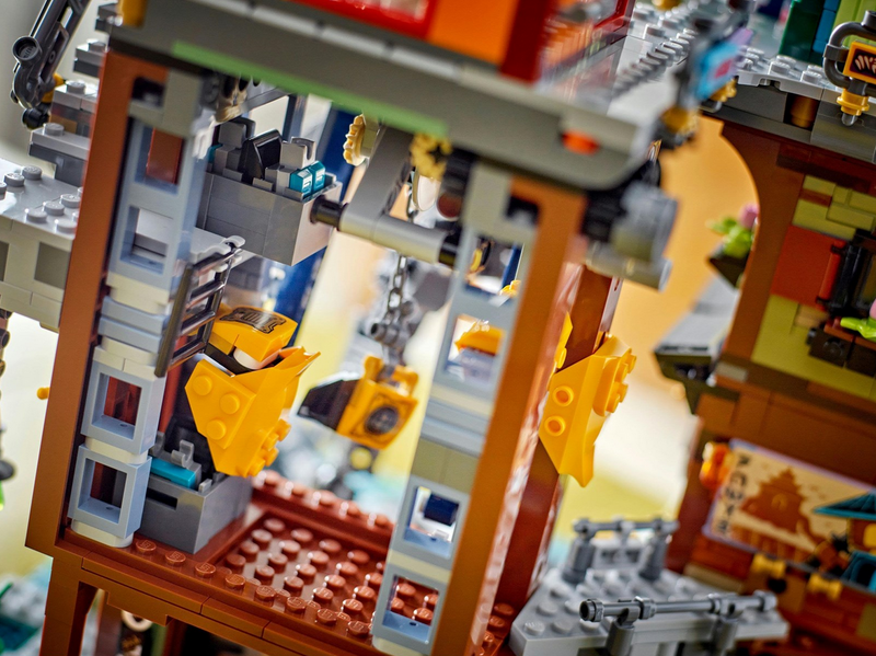 LEGO 71837 NINJAGO City Workshops