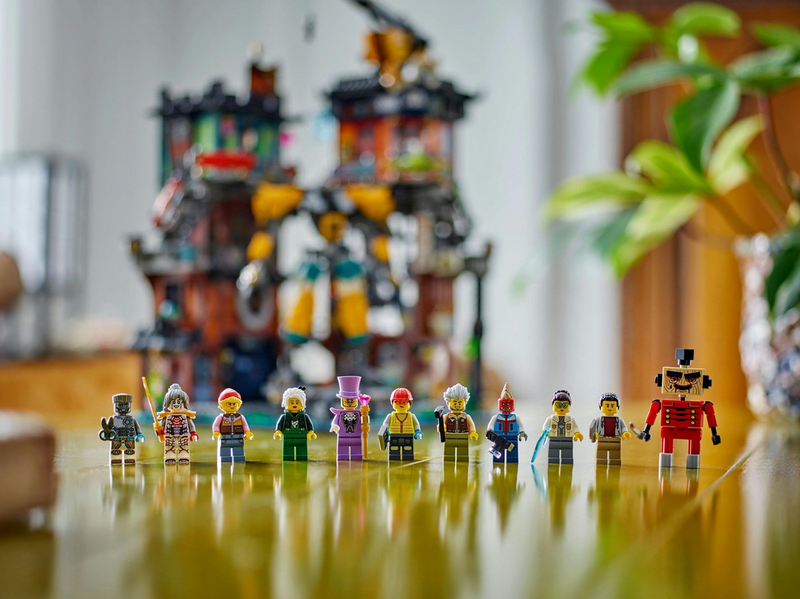 LEGO 71837 NINJAGO City Workshops