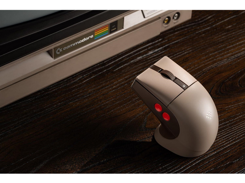 8BitDo Retro R8 Mouse - C64 Edition - Gaming Maus ()