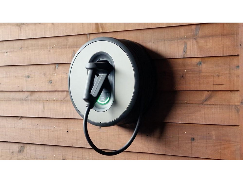 IQ-Plug IQ-home EV Charger 11kW – Type 2 Wallbox mit 5,5m integriertem Kabel – WiFi – Hergestellt in Dänemark