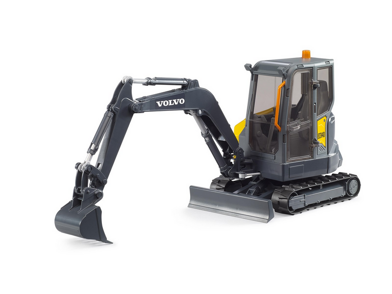 Bruder Volvo Excavator ECR40