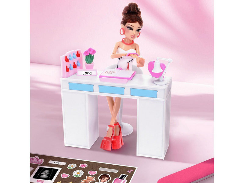 ROBLOX Doll Dress to Impress Fashion Doll Deluxe Set Lana